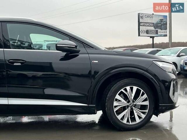 Чорний Ауді Q4 e-tron, об'ємом двигуна 0 л та пробігом 22 тис. км за 35340 $, фото 9 на Automoto.ua
