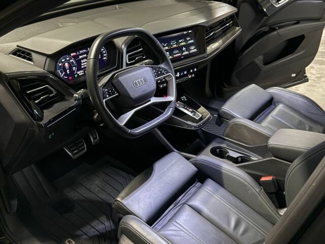 Черный Ауди Q4 e-tron, объемом двигателя 0 л и пробегом 21 тыс. км за 34500 $, фото 5 на Automoto.ua