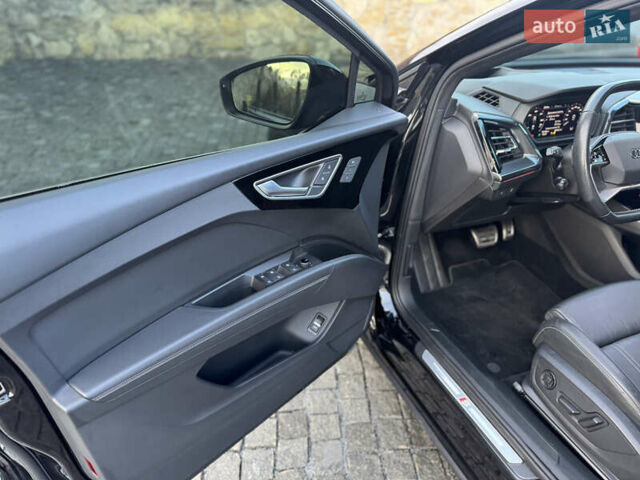 Чорний Ауді Q4 e-tron, об'ємом двигуна 0 л та пробігом 55 тис. км за 28500 $, фото 18 на Automoto.ua