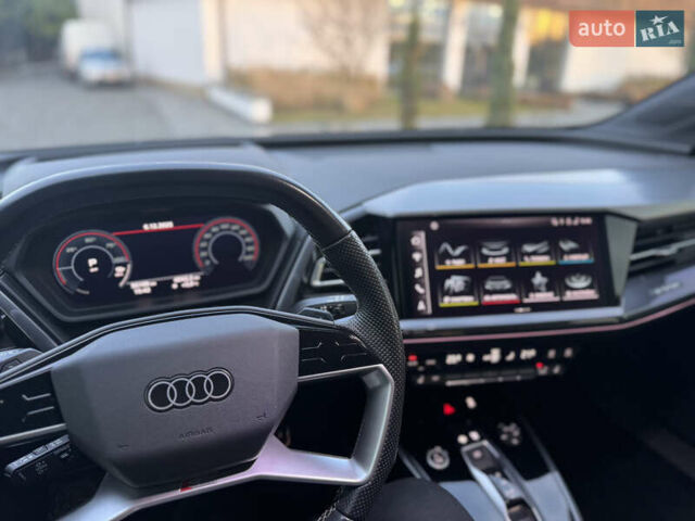 Чорний Ауді Q4 e-tron, об'ємом двигуна 0 л та пробігом 55 тис. км за 28500 $, фото 34 на Automoto.ua