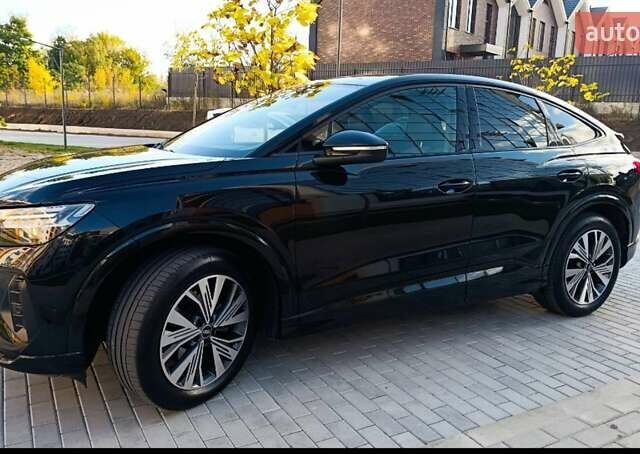 Ауді Q4 e-tron 2022 у Вінниці на Automoto.ua Чорний Ауді Q4 e-tron, об'ємом двигуна 0 л та пробігом 20 тис. км за 27500 $, фото 19 на Automoto.ua