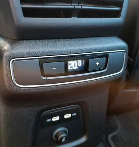 Ауді Q4 e-tron 2022 у Вінниці на Automoto.ua Чорний Ауді Q4 e-tron, об'ємом двигуна 0 л та пробігом 20 тис. км за 27500 $, фото 43 на Automoto.ua