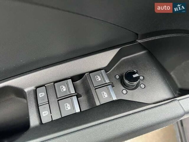 Чорний Ауді Q4 e-tron, об'ємом двигуна 0 л та пробігом 22 тис. км за 35340 $, фото 15 на Automoto.ua