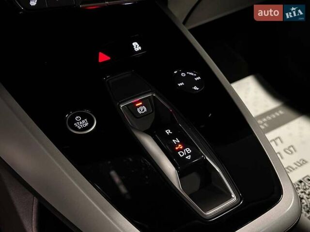 Черный Ауди Q4 e-tron, объемом двигателя 0 л и пробегом 52 тыс. км за 26900 $, фото 18 на Automoto.ua