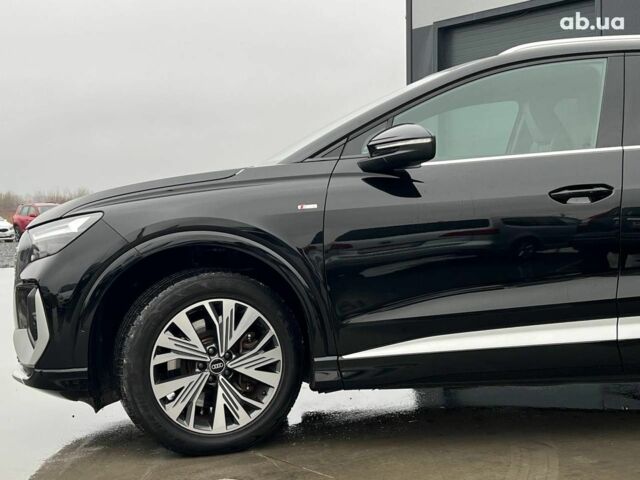 Чорний Ауді Q4 e-tron, об'ємом двигуна 0 л та пробігом 22 тис. км за 35340 $, фото 1 на Automoto.ua