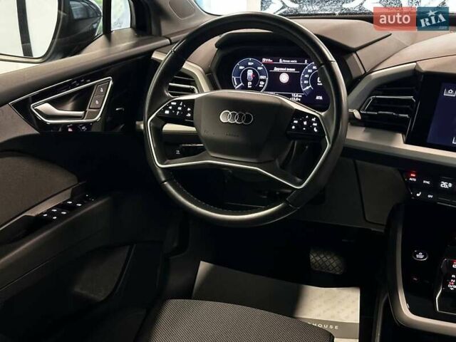 Черный Ауди Q4 e-tron, объемом двигателя 0 л и пробегом 52 тыс. км за 26900 $, фото 21 на Automoto.ua