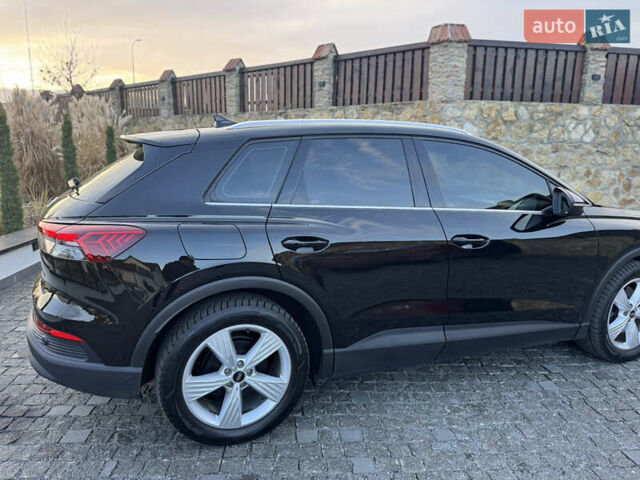 Чорний Ауді Q4 e-tron, об'ємом двигуна 0 л та пробігом 55 тис. км за 28500 $, фото 12 на Automoto.ua