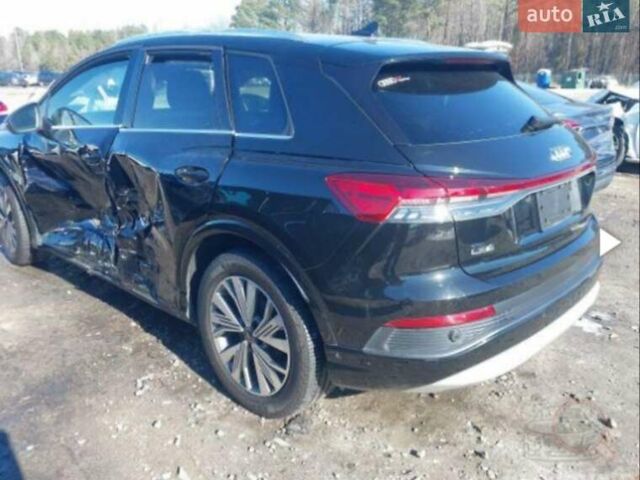 Чорний Ауді Q4 e-tron, об'ємом двигуна 0 л та пробігом 93 тис. км за 22000 $, фото 3 на Automoto.ua