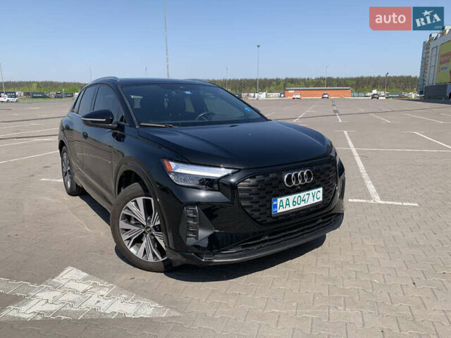 Черный Ауди Q4 e-tron, объемом двигателя 0 л и пробегом 48 тыс. км за 26000 $, фото 1 на Automoto.ua