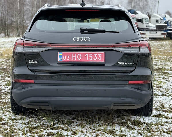 Черный Ауди Q4 e-tron, объемом двигателя 0 л и пробегом 33 тыс. км за 23999 $, фото 13 на Automoto.ua