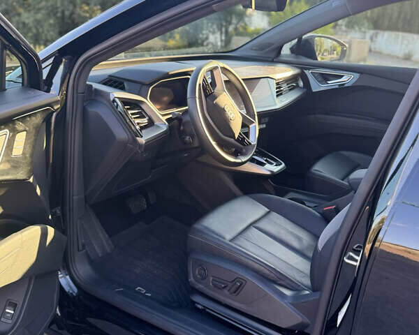 Чорний Ауді Q4 e-tron, об'ємом двигуна 0 л та пробігом 45 тис. км за 31000 $, фото 25 на Automoto.ua