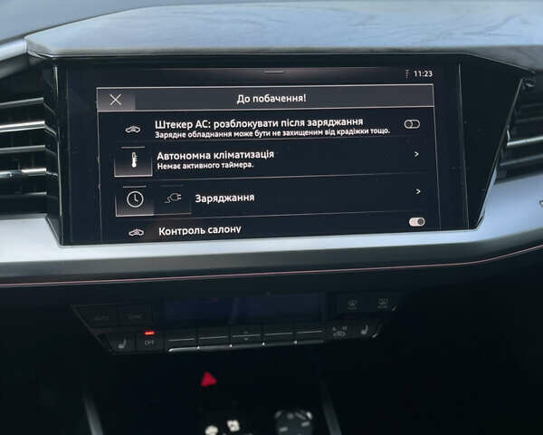 Черный Ауди Q4 e-tron, объемом двигателя 0 л и пробегом 4 тыс. км за 34300 $, фото 12 на Automoto.ua
