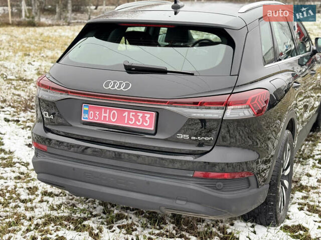 Черный Ауди Q4 e-tron, объемом двигателя 0 л и пробегом 33 тыс. км за 23999 $, фото 15 на Automoto.ua