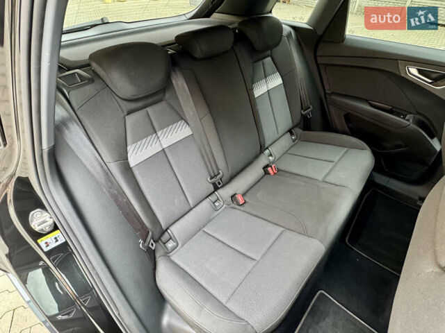 Ауди Q4 e-tron 2023 в Ужгороде на Automoto.ua Черный Ауди Q4 e-tron, объемом двигателя 0 л и пробегом 30 тыс. км за 33000 $, фото 16 на Automoto.ua