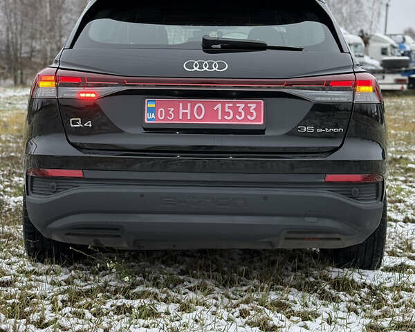Черный Ауди Q4 e-tron, объемом двигателя 0 л и пробегом 33 тыс. км за 23999 $, фото 22 на Automoto.ua