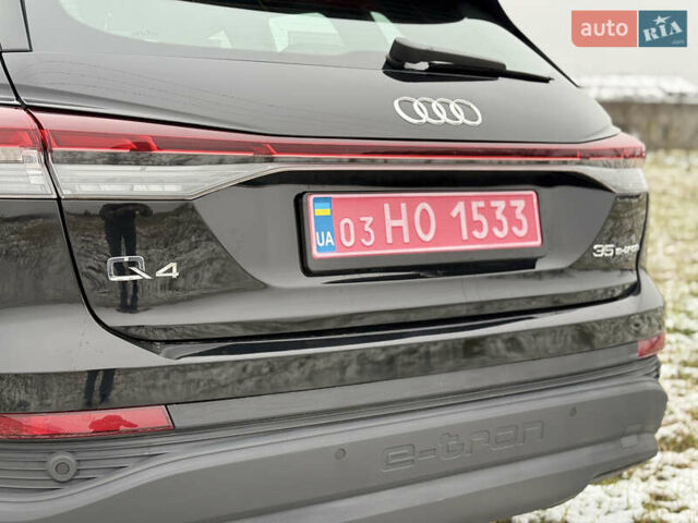 Черный Ауди Q4 e-tron, объемом двигателя 0 л и пробегом 33 тыс. км за 23999 $, фото 16 на Automoto.ua