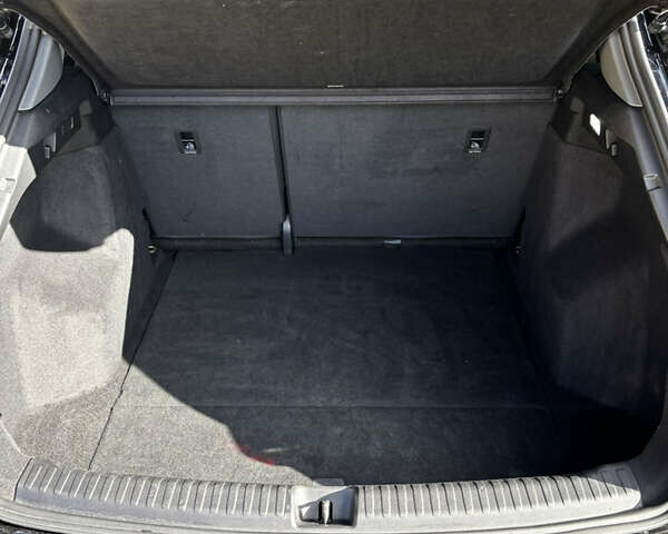 Ауді Q4 e-tron 2023 у Рівному на Automoto.ua Чорний Ауді Q4 e-tron, об'ємом двигуна 0 л та пробігом 33 тис. км за 22900 $, фото 8 на Automoto.ua