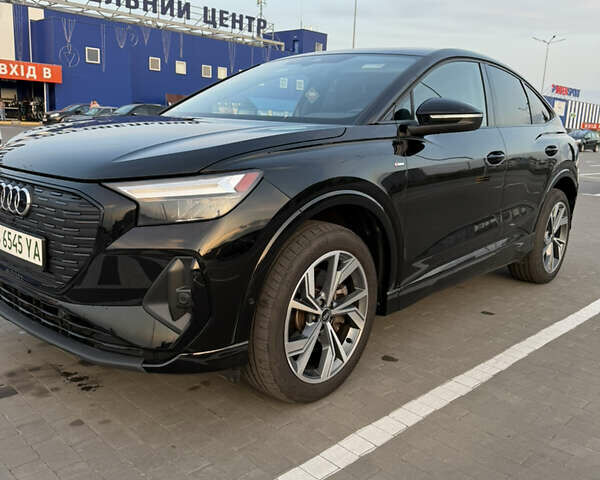 Чорний Ауді Q4 e-tron, об'ємом двигуна 0 л та пробігом 24 тис. км за 28700 $, фото 9 на Automoto.ua