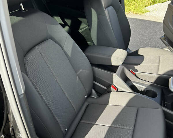 Ауді Q4 e-tron 2023 у Рівному на Automoto.ua Чорний Ауді Q4 e-tron, об'ємом двигуна 0 л та пробігом 33 тис. км за 22900 $, фото 22 на Automoto.ua