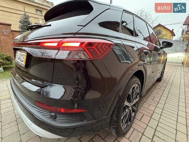Черный Ауди Q4 e-tron, объемом двигателя 0 л и пробегом 81 тыс. км за 28700 $, фото 4 на Automoto.ua