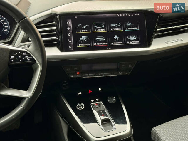 Ауди Q4 e-tron 2023 в Ужгороде на Automoto.ua Черный Ауди Q4 e-tron, объемом двигателя 0 л и пробегом 30 тыс. км за 33000 $, фото 20 на Automoto.ua