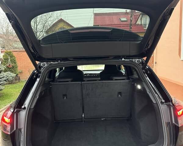 Черный Ауди Q4 e-tron, объемом двигателя 0 л и пробегом 81 тыс. км за 28700 $, фото 5 на Automoto.ua