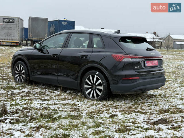 Черный Ауди Q4 e-tron, объемом двигателя 0 л и пробегом 33 тыс. км за 23999 $, фото 11 на Automoto.ua