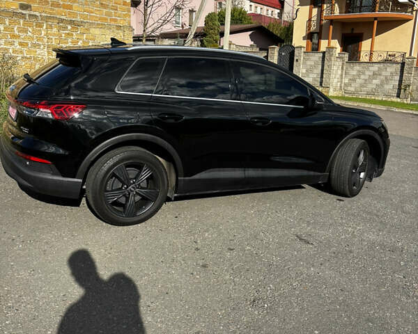 Ауді Q4 e-tron 2023 у Рівному на Automoto.ua Чорний Ауді Q4 e-tron, об'ємом двигуна 0 л та пробігом 33 тис. км за 22900 $, фото 2 на Automoto.ua