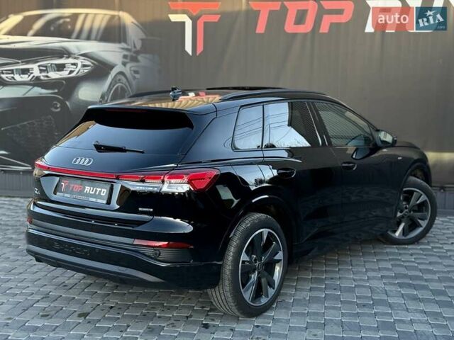 Чорний Ауді Q4 e-tron, об'ємом двигуна 0 л та пробігом 1 тис. км за 30999 $, фото 18 на Automoto.ua