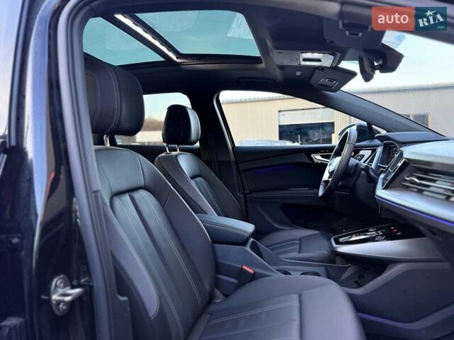 Чорний Ауді Q4 e-tron, об'ємом двигуна 0 л та пробігом 1 тис. км за 30999 $, фото 76 на Automoto.ua