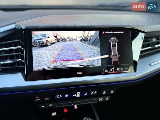 Чорний Ауді Q4 e-tron, об'ємом двигуна 0 л та пробігом 1 тис. км за 30999 $, фото 95 на Automoto.ua