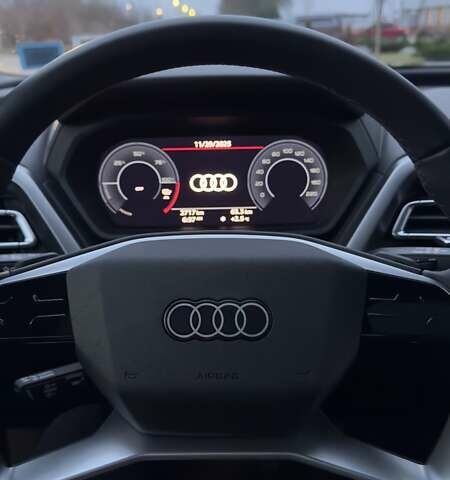 Черный Ауди Q4 e-tron, объемом двигателя 0 л и пробегом 3 тыс. км за 34000 $, фото 2 на Automoto.ua