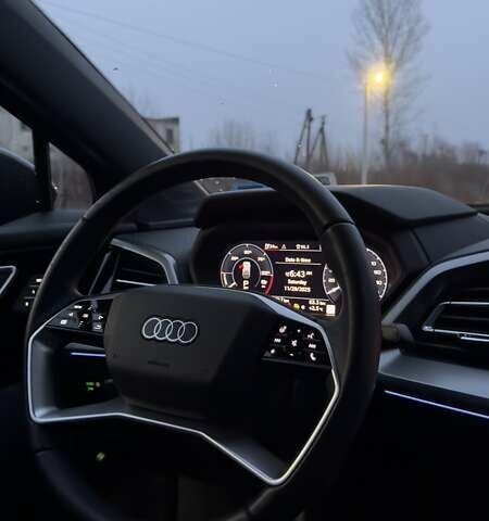 Черный Ауди Q4 e-tron, объемом двигателя 0 л и пробегом 3 тыс. км за 34000 $, фото 10 на Automoto.ua