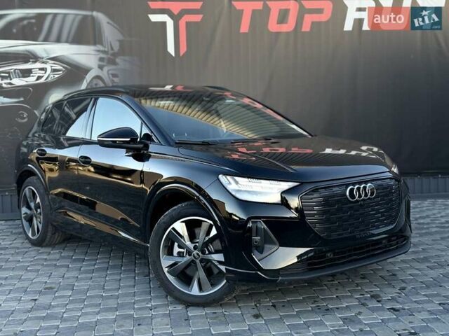 Чорний Ауді Q4 e-tron, об'ємом двигуна 0 л та пробігом 1 тис. км за 30999 $, фото 12 на Automoto.ua