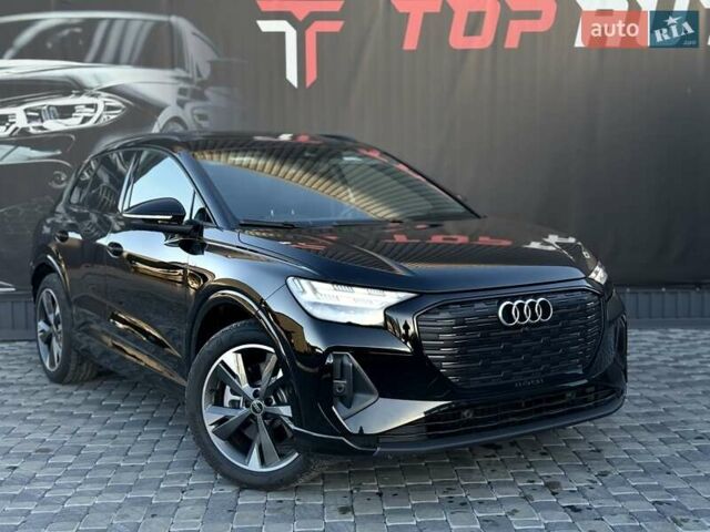 Чорний Ауді Q4 e-tron, об'ємом двигуна 0 л та пробігом 1 тис. км за 30999 $, фото 11 на Automoto.ua