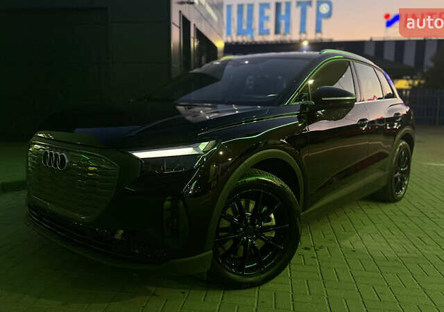 Чорний Ауді Q4 e-tron, об'ємом двигуна 0 л та пробігом 20 тис. км за 25500 $, фото 4 на Automoto.ua