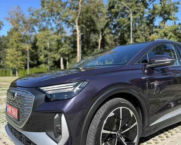 Фиолетовый Ауди Q4 e-tron, объемом двигателя 0 л и пробегом 33 тыс. км за 37500 $, фото 3 на Automoto.ua