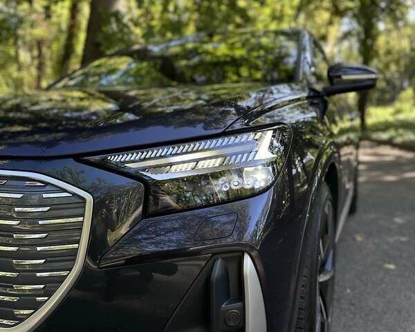 Фиолетовый Ауди Q4 e-tron, объемом двигателя 0 л и пробегом 33 тыс. км за 37500 $, фото 15 на Automoto.ua