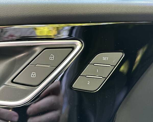 Фиолетовый Ауди Q4 e-tron, объемом двигателя 0 л и пробегом 33 тыс. км за 37500 $, фото 37 на Automoto.ua