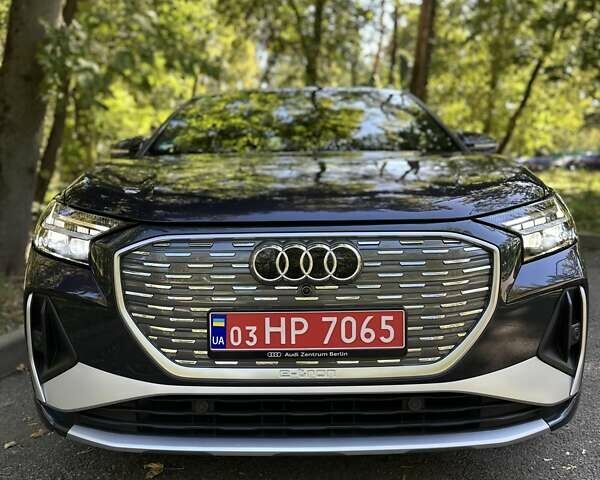 Фиолетовый Ауди Q4 e-tron, объемом двигателя 0 л и пробегом 33 тыс. км за 37500 $, фото 13 на Automoto.ua