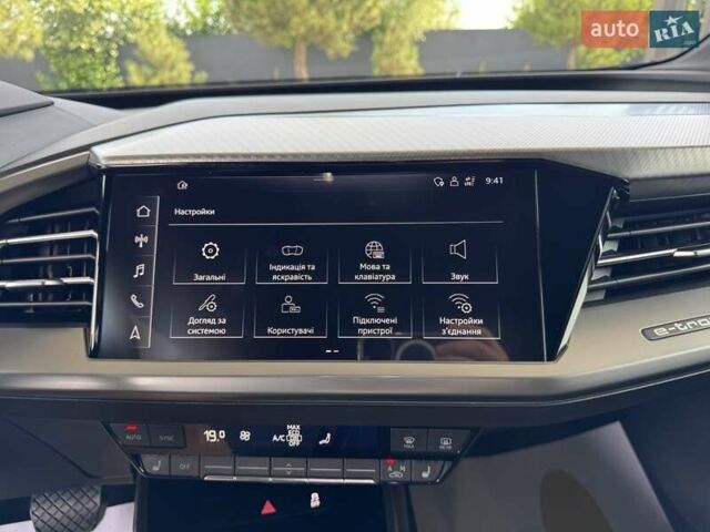 Фиолетовый Ауди Q4 e-tron, объемом двигателя 0 л и пробегом 76 тыс. км за 29500 $, фото 17 на Automoto.ua