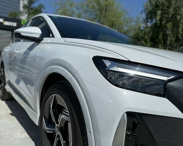 Ауді Q4 e-tron, об'ємом двигуна 0 л та пробігом 1 тис. км за 36500 $, фото 4 на Automoto.ua