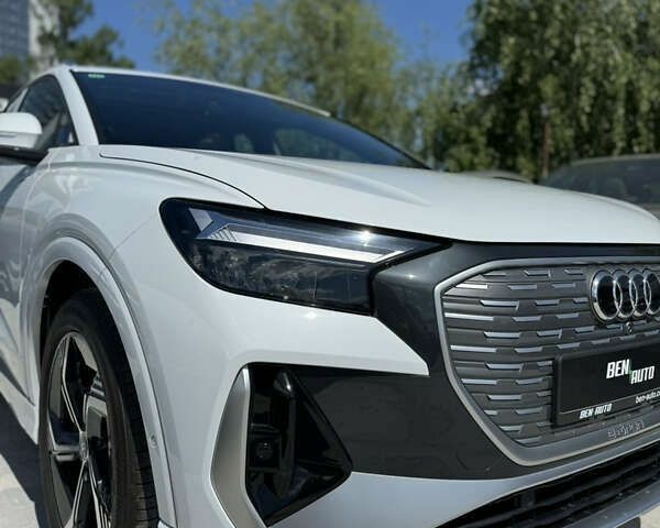 Ауди Q4 e-tron, объемом двигателя 0 л и пробегом 1 тыс. км за 36500 $, фото 3 на Automoto.ua