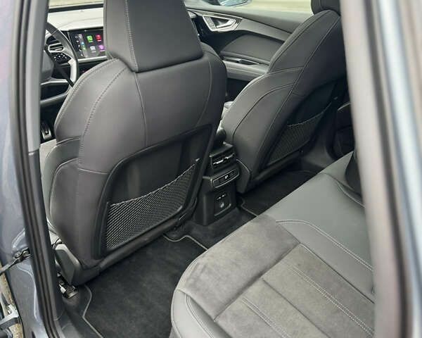 Ауді Q4 e-tron, об'ємом двигуна 12.58 л та пробігом 13 тис. км за 28999 $, фото 19 на Automoto.ua