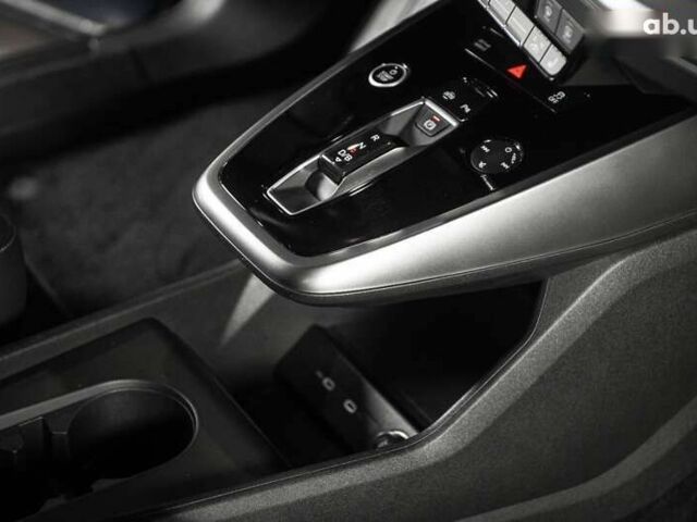 Ауді Q4 e-tron, об'ємом двигуна 0 л та пробігом 63 тис. км за 27900 $, фото 19 на Automoto.ua