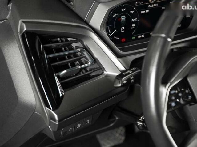 Ауді Q4 e-tron, об'ємом двигуна 0 л та пробігом 63 тис. км за 27900 $, фото 21 на Automoto.ua