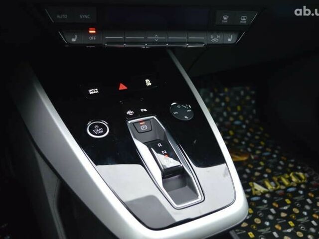 Ауди Q4 e-tron, объемом двигателя 0 л и пробегом 22 тыс. км за 29999 $, фото 26 на Automoto.ua