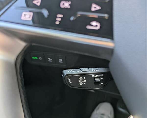 Ауді Q4 e-tron, об'ємом двигуна 0 л та пробігом 68 тис. км за 33800 $, фото 12 на Automoto.ua