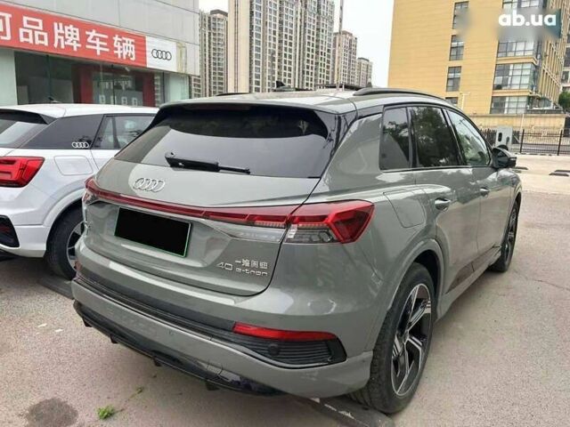 Ауді Q4 e-tron, об'ємом двигуна 0 л та пробігом 6 тис. км за 26999 $, фото 2 на Automoto.ua