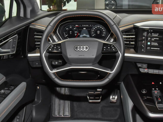 купить новое авто Ауди Q4 e-tron 2023 года от официального дилера Global Electric Ауди фото